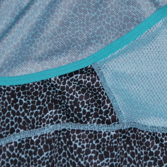 Nike Dri-Fit Blue Leopard Print Tank - Picture 4 of 5